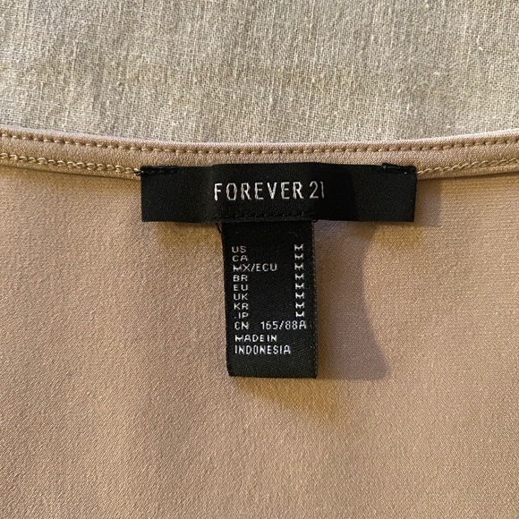 Basic top - Picture 2 of 3